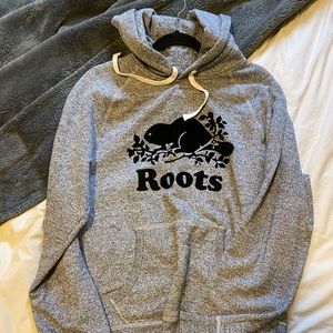 Roots sweater